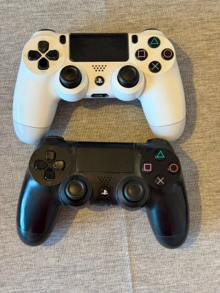 PS4 Slim 500 GB Negra + mando y 6 juegos