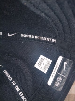 Gorra Nike Negra Plana está nueva talla única