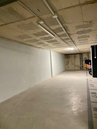 Plaza de garaje para moto en Entrenúcleos