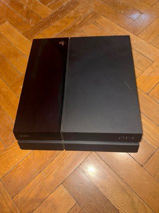 Consola PS4 Sony Negra + Mando