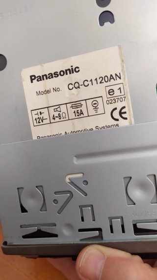 Panasonic CQ-C1120AN Radio CD Plata