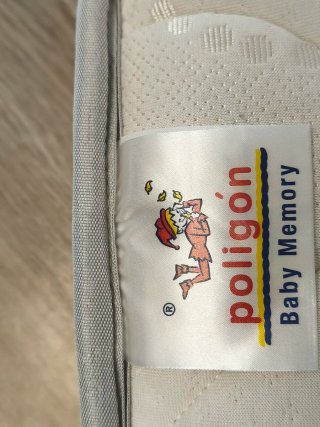 Colchón cuna + regalo funda de colchón y 4 bajeras