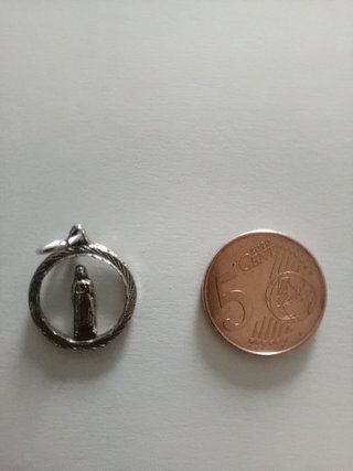 Medalla antigua de la Virgen
