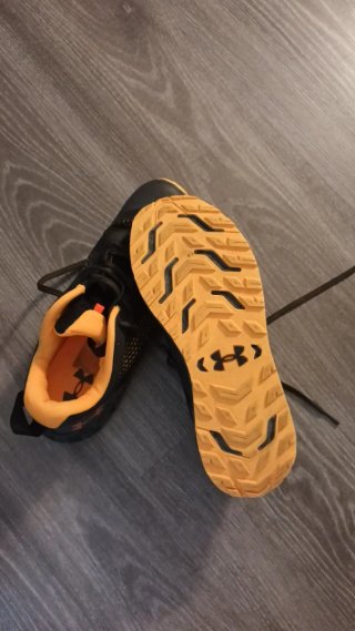Zapatillas Trail Running Under Armour Negras Naran