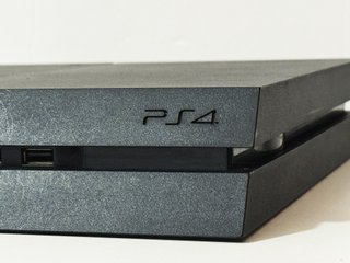 PLAYSTATION 4 FAT 500GB FW 12.02... VIENE CON BD