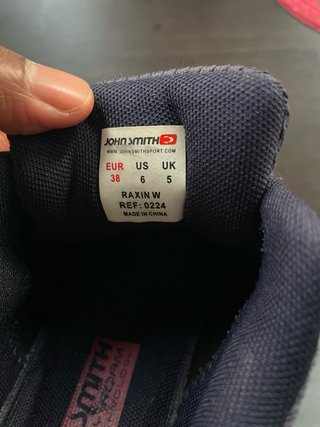 Zapatillas deportivas azul y rosa