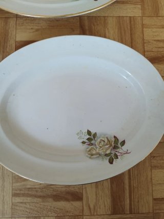 Vajilla Vintage Vargas Segovia - Rosas y dorado