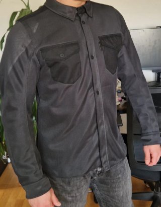 Chaqueta de moto REV’IT! Tracer Air 2 + espaldera