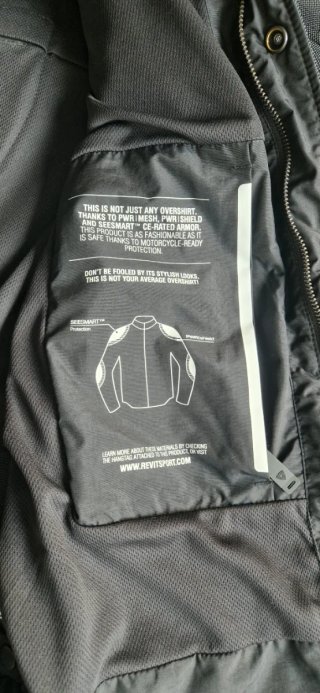 Chaqueta de moto REV’IT! Tracer Air 2 + espaldera