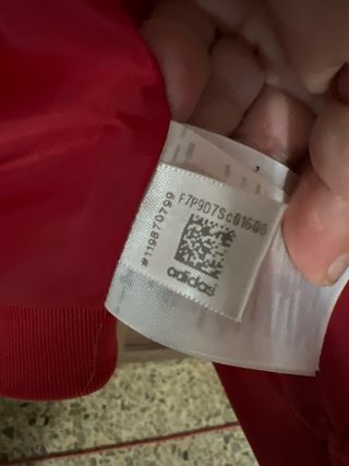Chaqueta Adidas Roja con Capucha