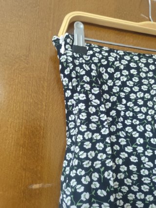Falda midi estampada flores