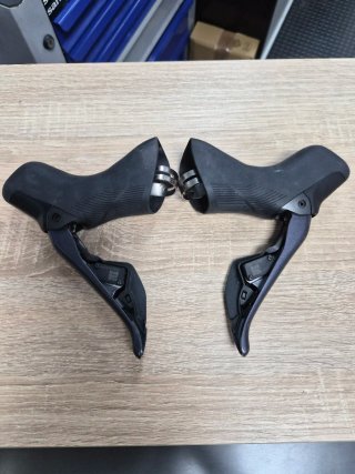 Manetas Shimano Ultegra R8170
