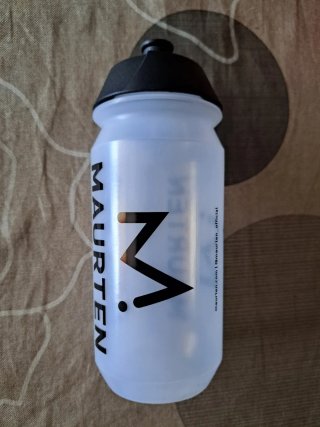 Bidón ciclismo MAURTEN