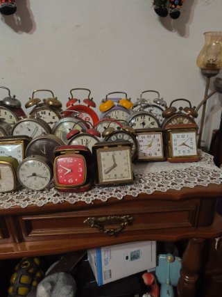 33 Despertadores Antiguos de Cuerda