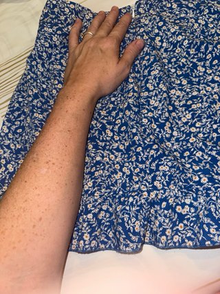 Falda corta floral azul talla S