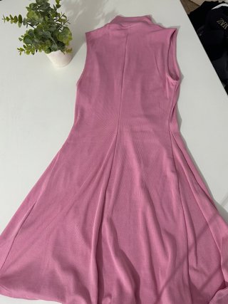 Vestido Zara rosa sin mangas