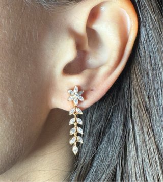 Pendientes Flor Diamantes Oro
