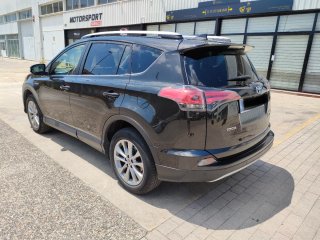 Toyota RAV4 4WD 2018 híbrido