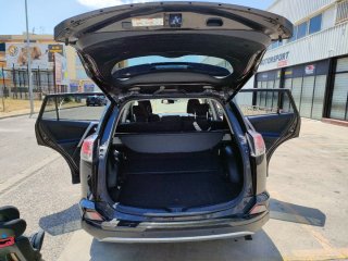 Toyota RAV4 4WD 2018 híbrido