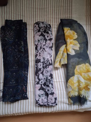 Lote 5 Pañuelos Estampados