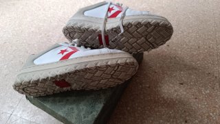 Converse Talla 41 Blancas y Rojas