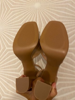 Zapatos Zara Tacón Ancho Beige Talla 38