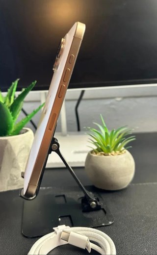 Iphone 16 Pro Max Dorado 256GB como nuevo!!