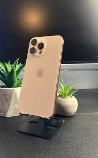 Iphone 16 Pro Max Dorado 256GB como nuevo!!