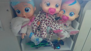 3 Cry Babies bambole
