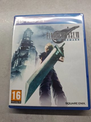 Final Fantasy VII Deluxe PS4