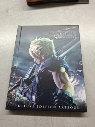 Final Fantasy VII Deluxe PS4