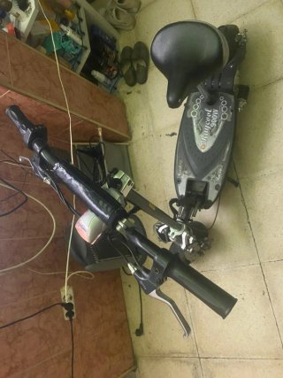 Patinete eléctrico con asiento