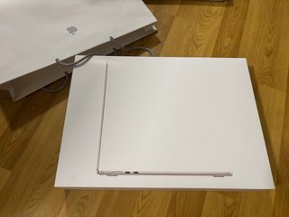 Caja MacBook Air 15”