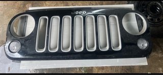 Parrilla Jeep Wrangler Delantera Negra