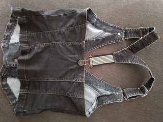 Chaleco vaquero con tirantes