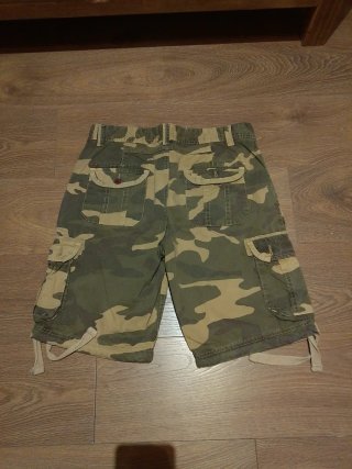 Pantalón corto camuflaje militar