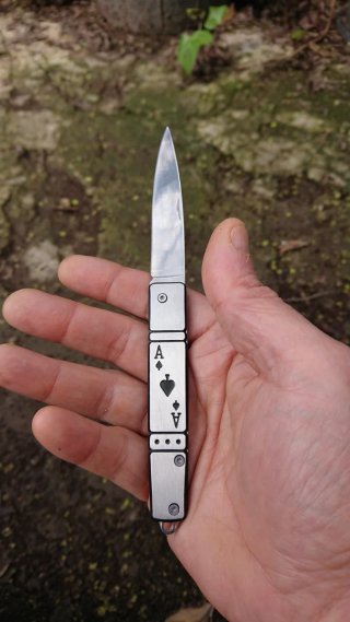 Cuchillo plegable As de la Suerte