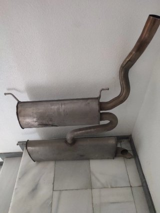 Tramo original final escape Seat León FR 2021