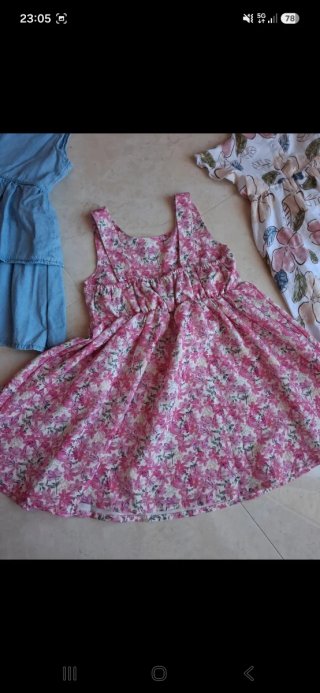 3 vestitini bimba dai 18-24 mesi