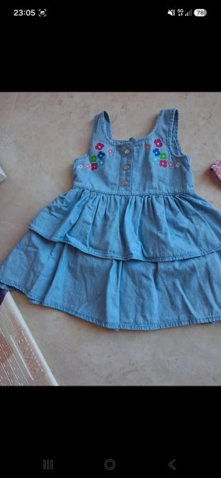3 vestitini bimba dai 18-24 mesi