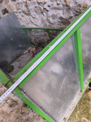 Cajón para tractor metálico
