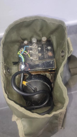 Teléfono de campaña militar antiguos