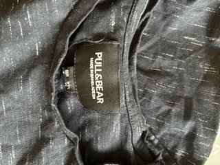 Camiseta Pull&Bear gris y negra jaspeada