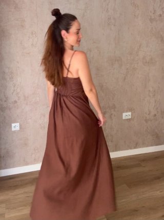 Vestido marrón largo