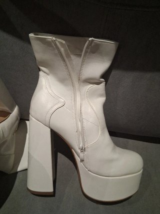 Botines blancos plataforma tacón ancho