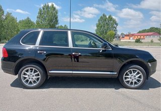 Porsche Cayenne 2005