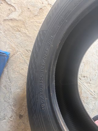 Neumáticos Yokohama 165/65 R15 79T