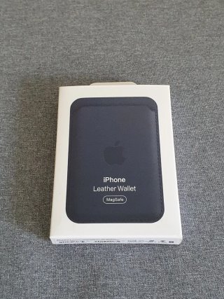 Cartera iPhone Cuero MagSafe Negra