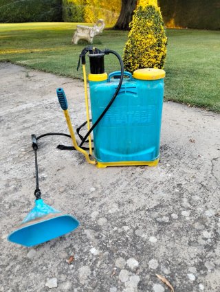 Pulverizador de presión Mochila MATABI 16 litros