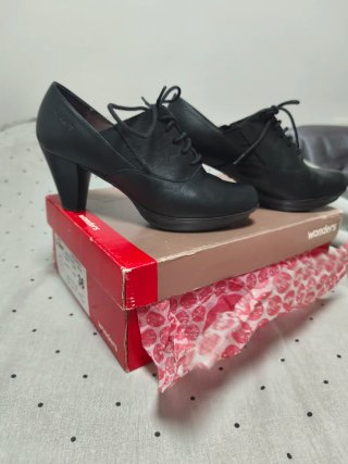 Zapatos Wonder piel negros talla 36